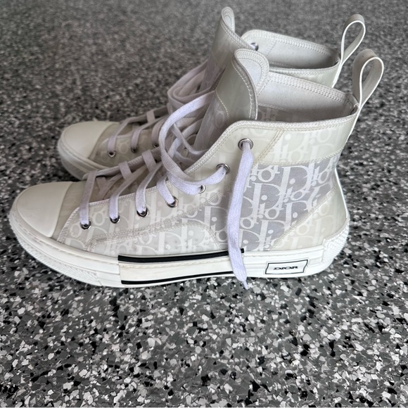 Dior B23 High-Top Sneaker - Picture 4 of 9